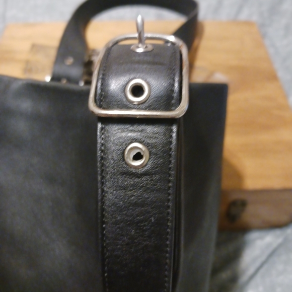 Coach Vintage Y2K Black Leather Legacy Soho Bucket Shoulder Bag 9186 - Picture 9 of 12